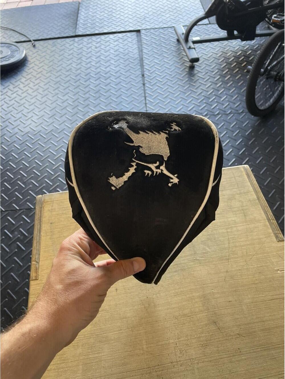 Oakley Golf Club Holder White Skull RARE